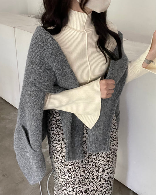 フレアスリーブリブニット