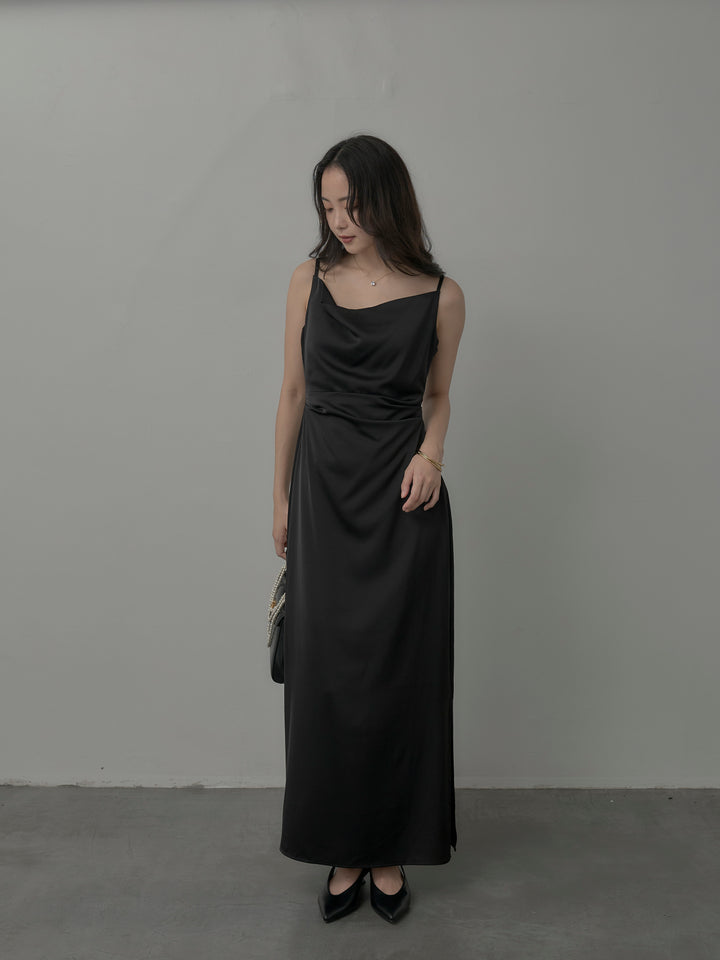 【Essential】サテンドレープキャミワンピ