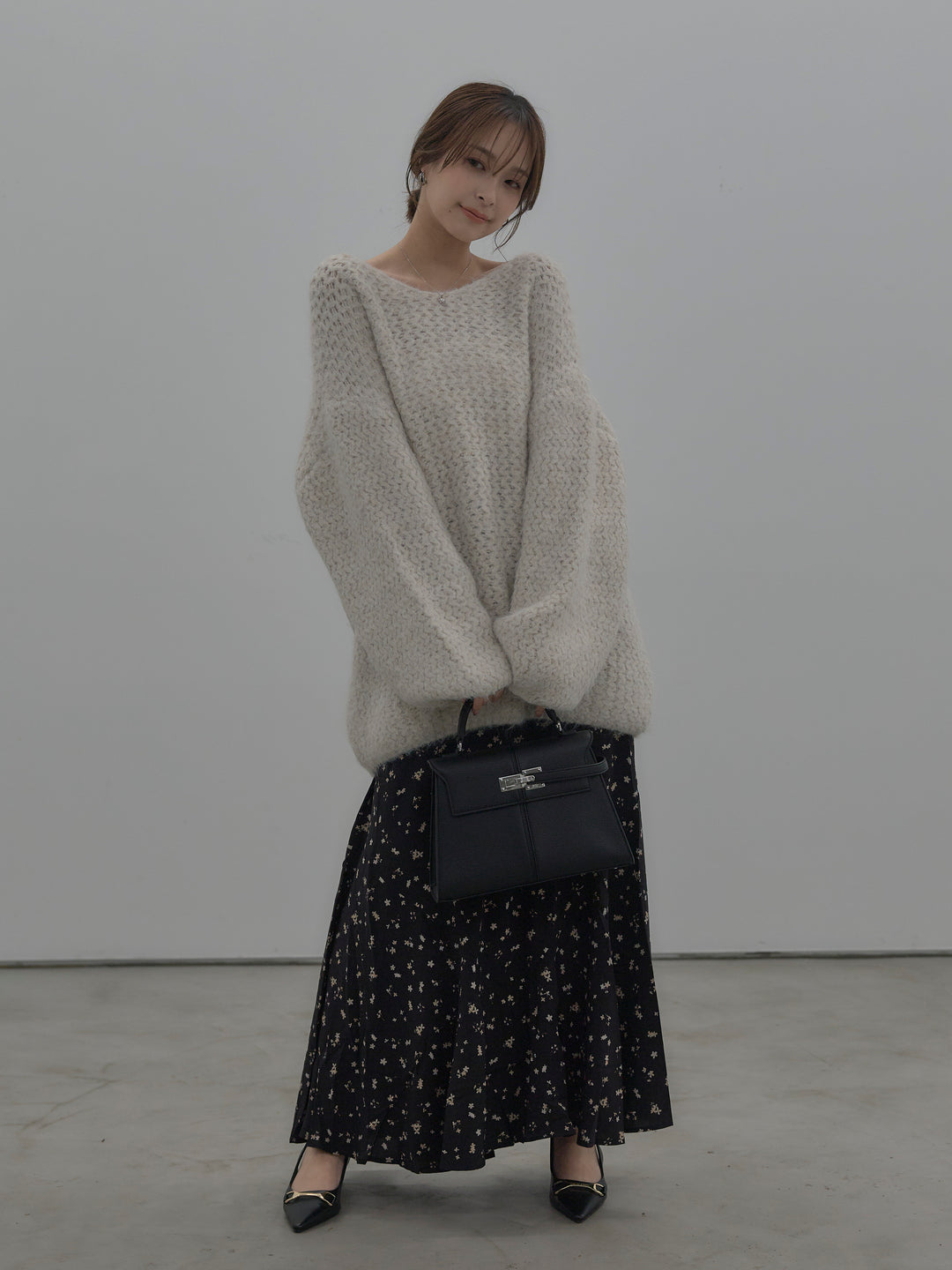 【SET】ラメ糸ローゲージ編みオーバーニットトップス+フラワーパターンマーメイドフレアスカート(2set)