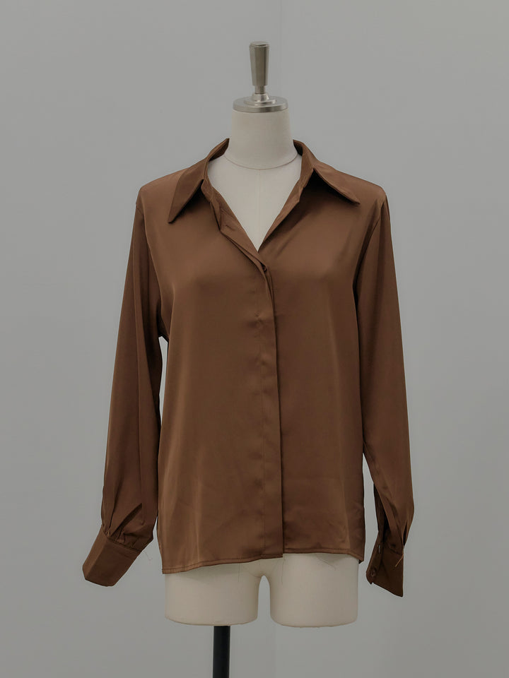 比翼仕立てサテンシャツ