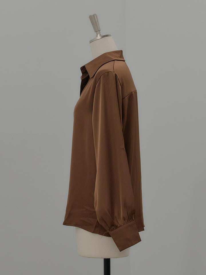 比翼仕立てサテンシャツ