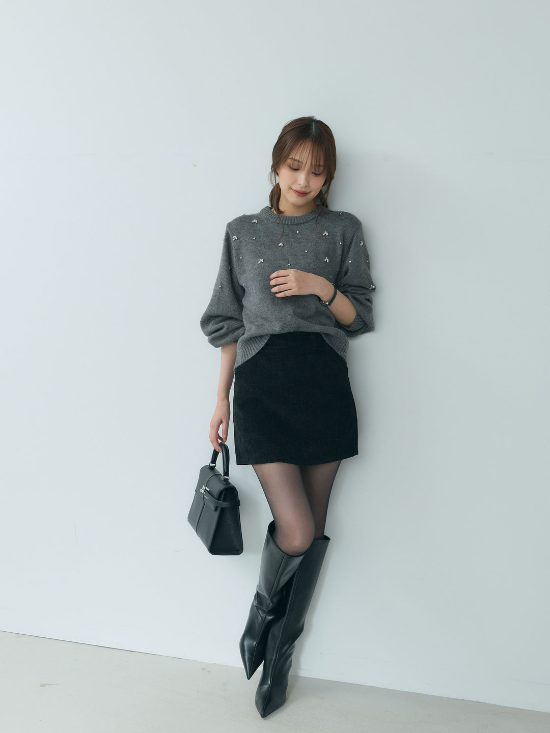 【SET】ビジューニットトップス+ベロアミニスカート(2set)