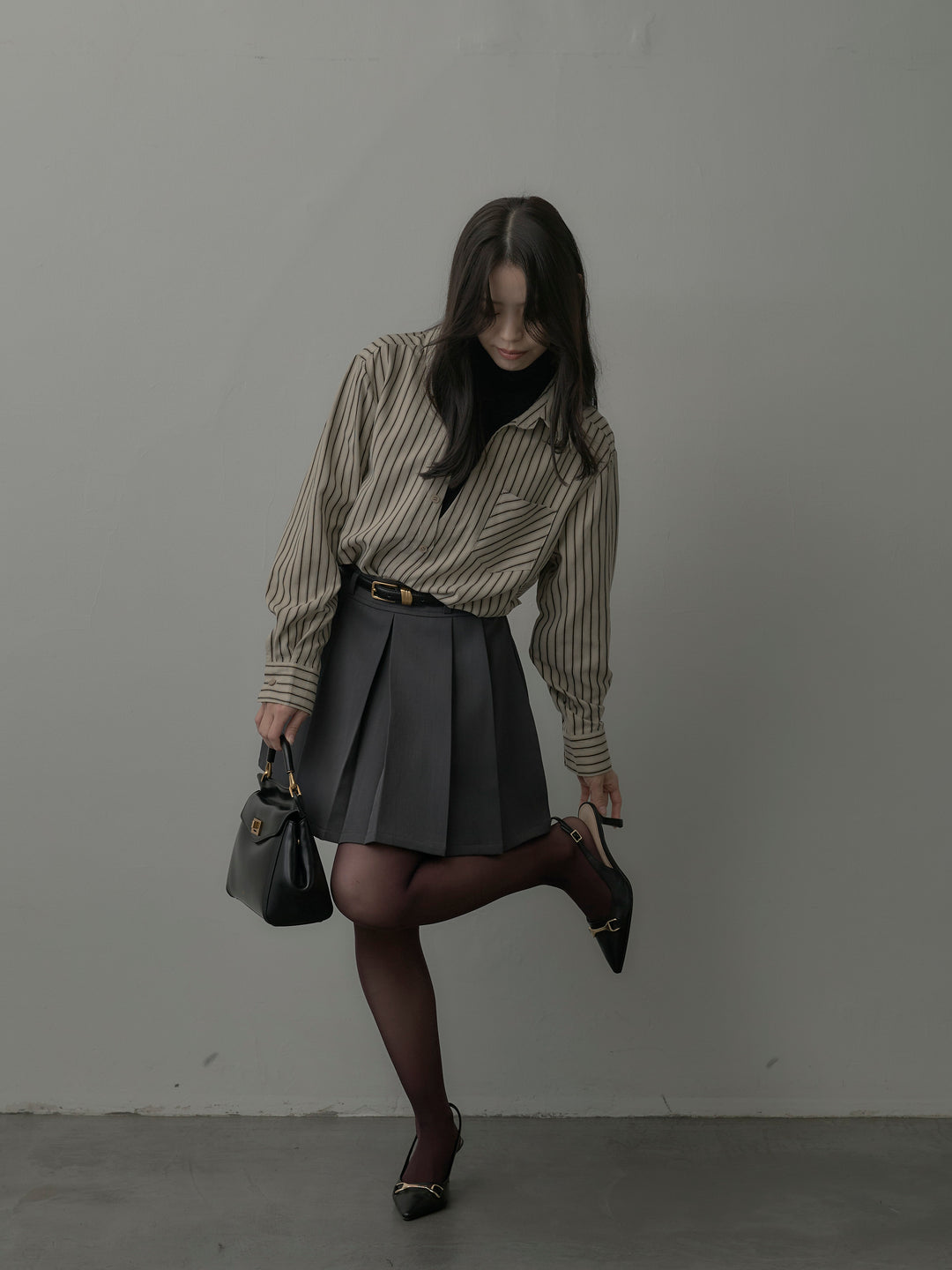 【SET】スエードタッチドッキングデザインストライプシャツ+ベルト付きプリーツミニスカート(2set)