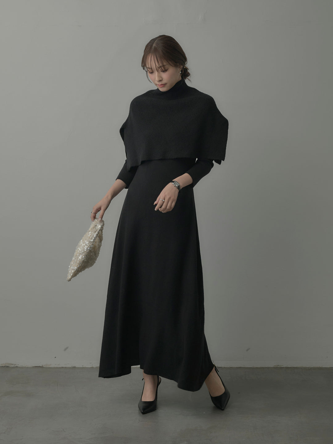 ケープ付きリブニットロングワンピース