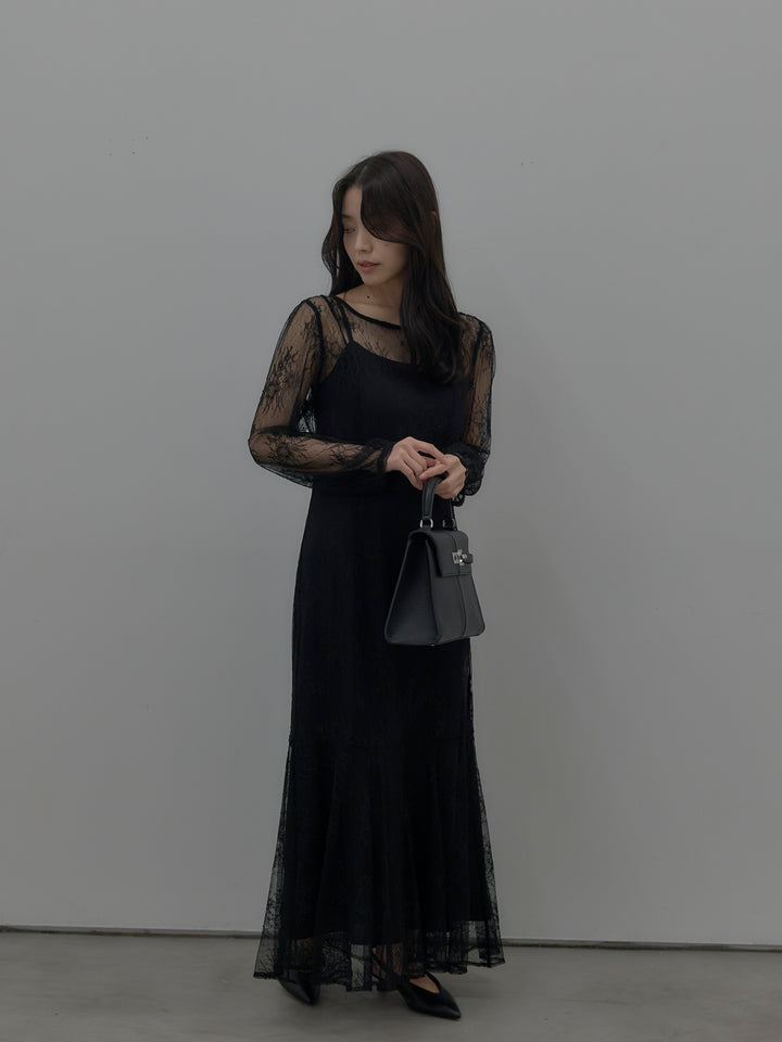 【essential】レディシルエットレースドレス