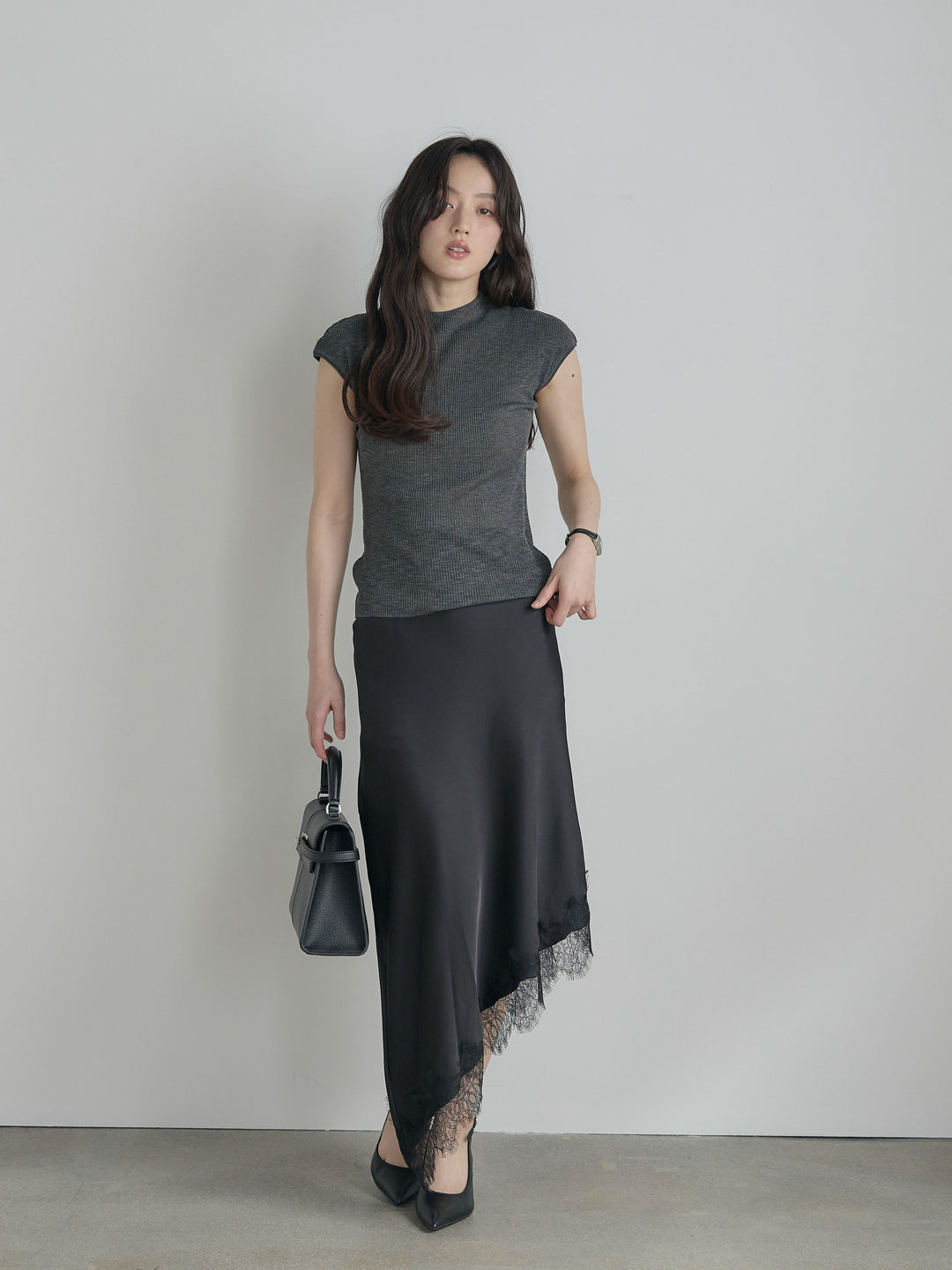 プチハイネックフレンチスリーブカットソー