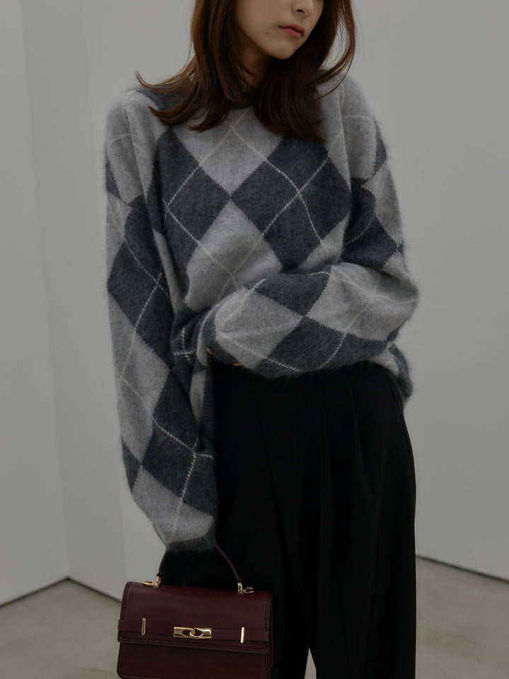 【premium touch】アーガイル柄ニットプルオーバー