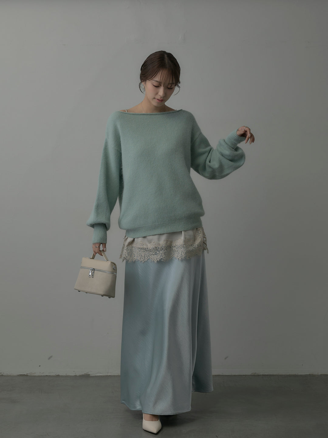 【SET】【premium touch】2wayショルダーニットプルオーバー+レースサテンキャミソール+ナローAラインサテンスカート(3set)