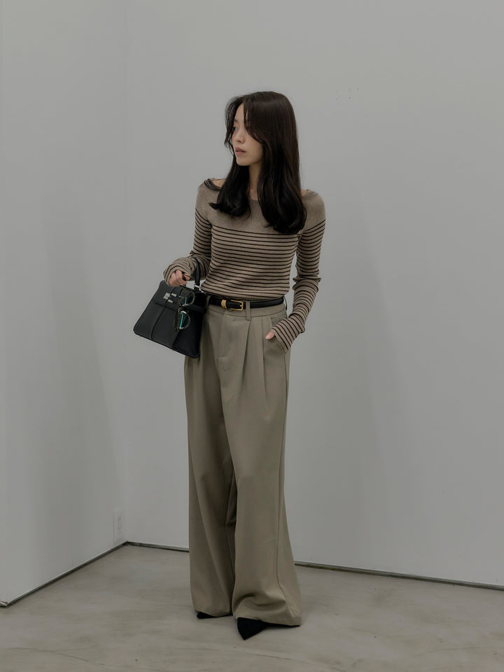 デザインタックワイドパンツ