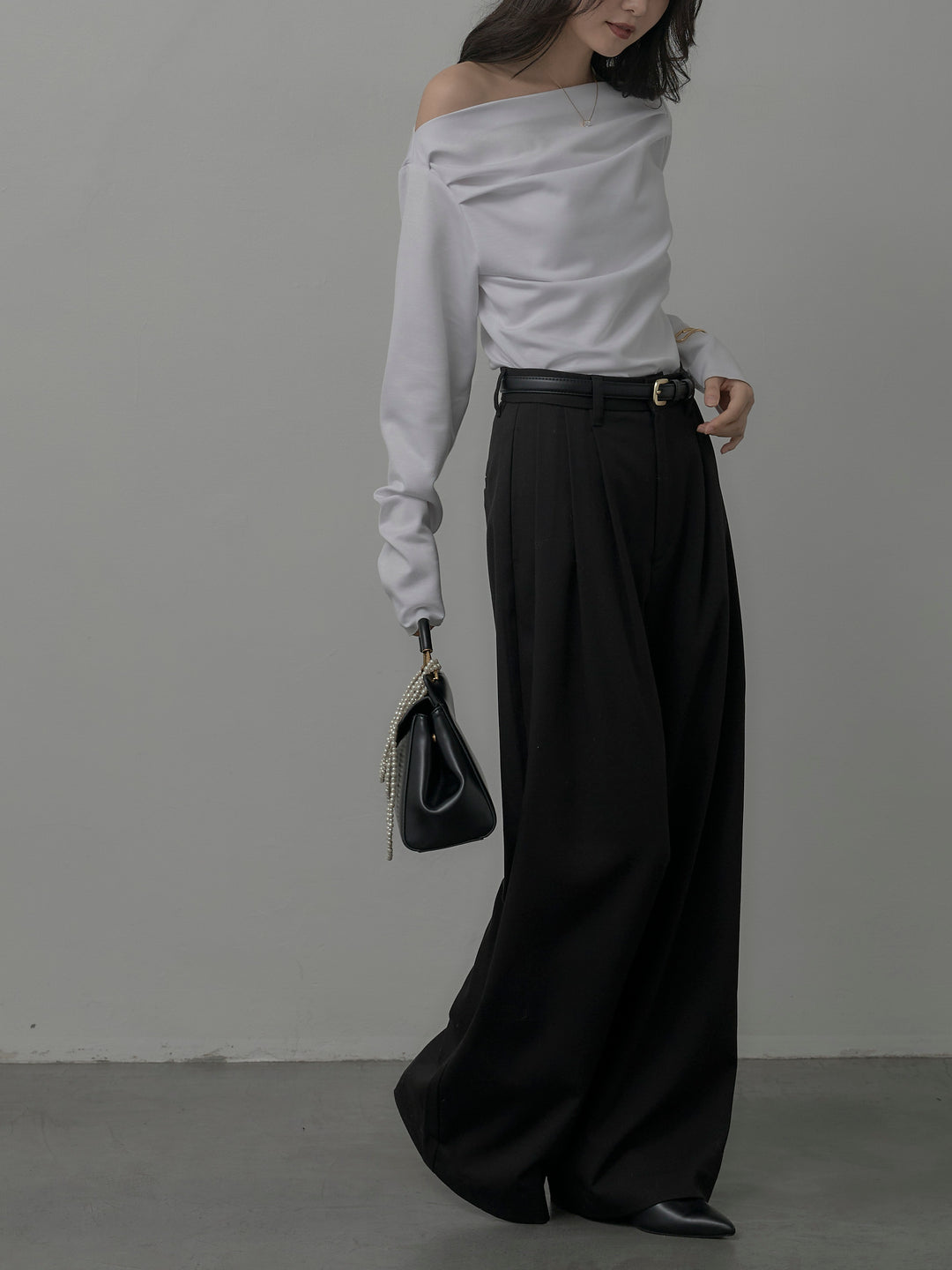 【SET】【Essential】2wayショルダードレープカットトップス+【Essential】３タックスラックス(2set)