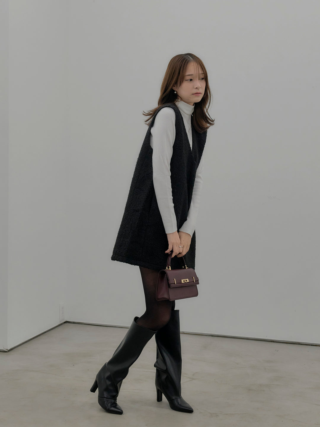 ブークレVネックミニワンピース