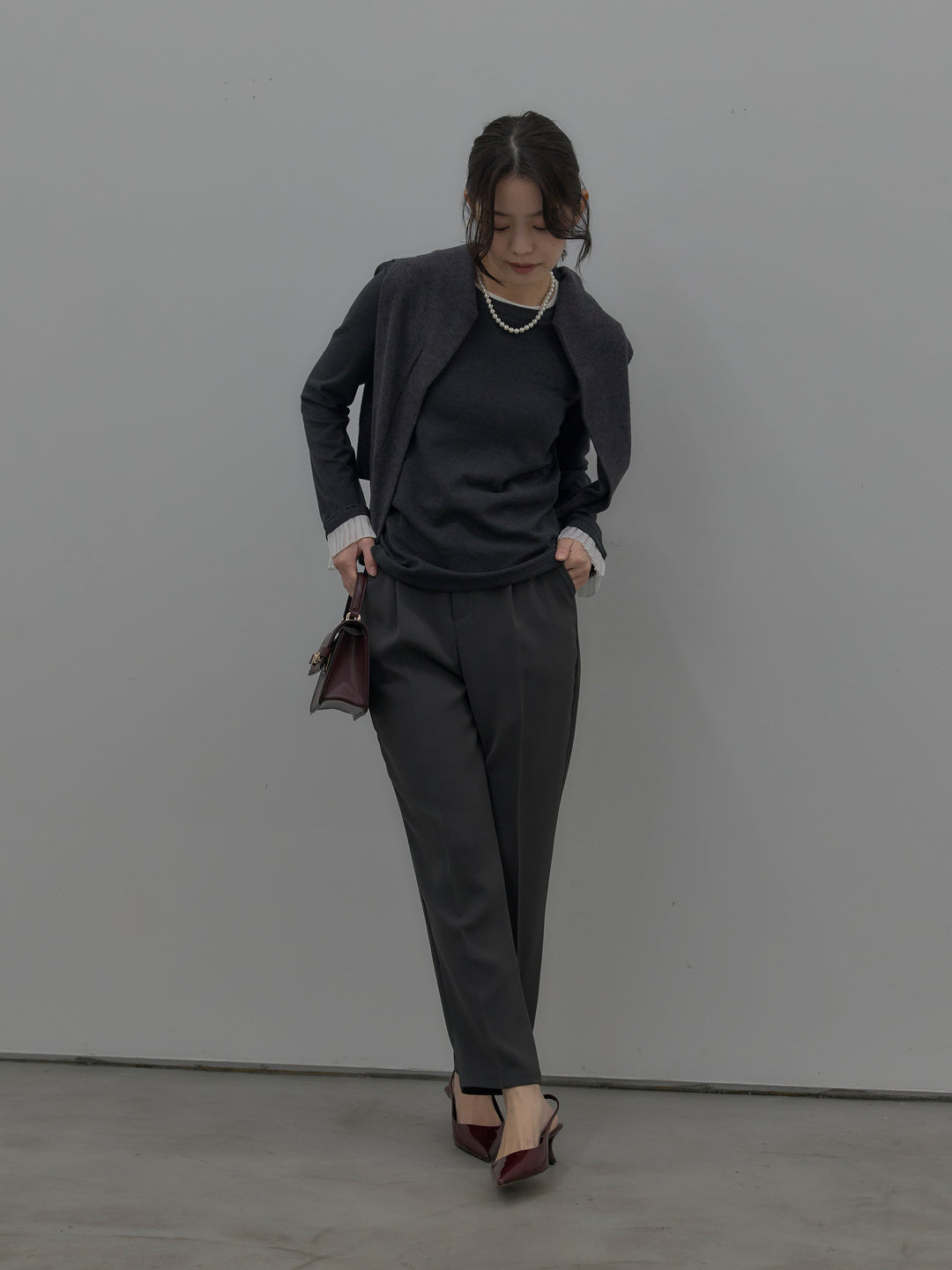 【SET】バイカラーデザインカフスストレッチトップス+ベーシックテーパードパンツ(2set)