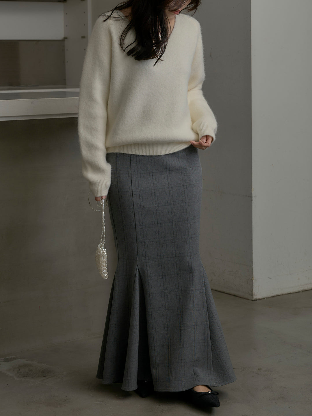 【SET】モヘアタッチVネックニットプルオーバー+【Essential】チェック柄マーメイドスカート(2set)