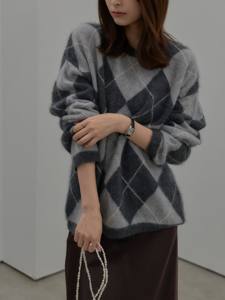 【premium touch】アーガイル柄ニットプルオーバー