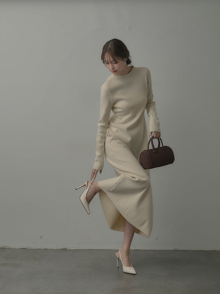 バックリボンニットロングワンピース