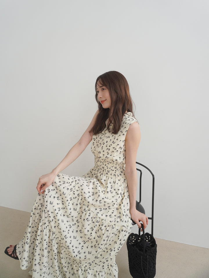 【Essential】V neck shirring tiered one piece