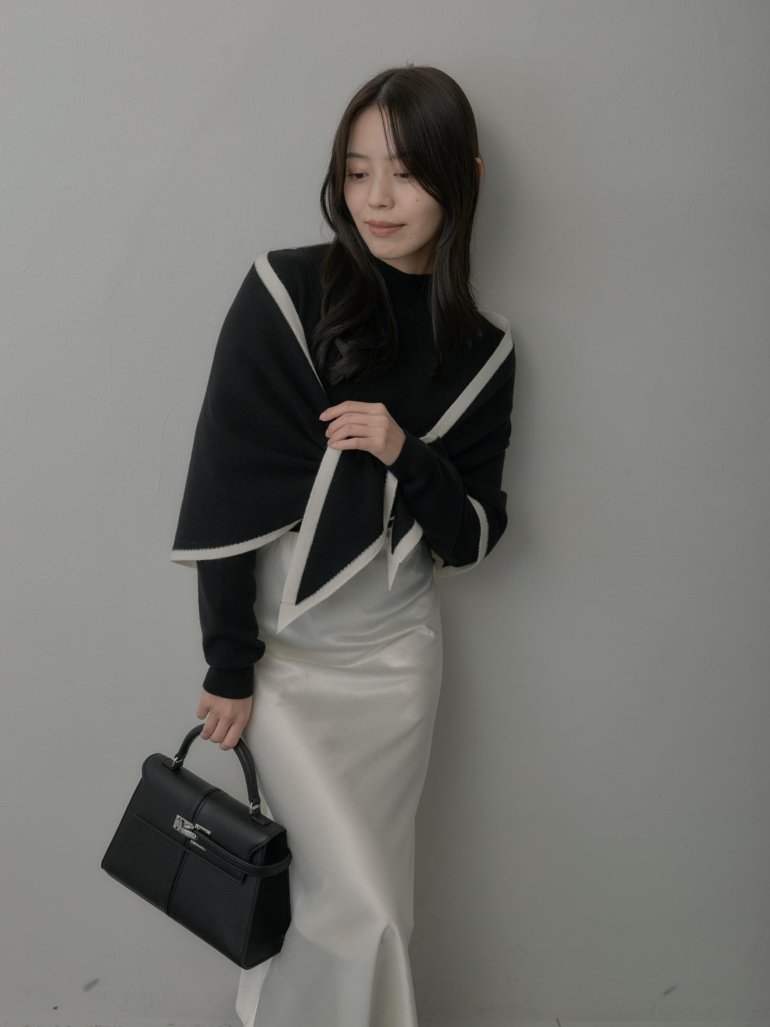 配色スカーフ付きニットトップス