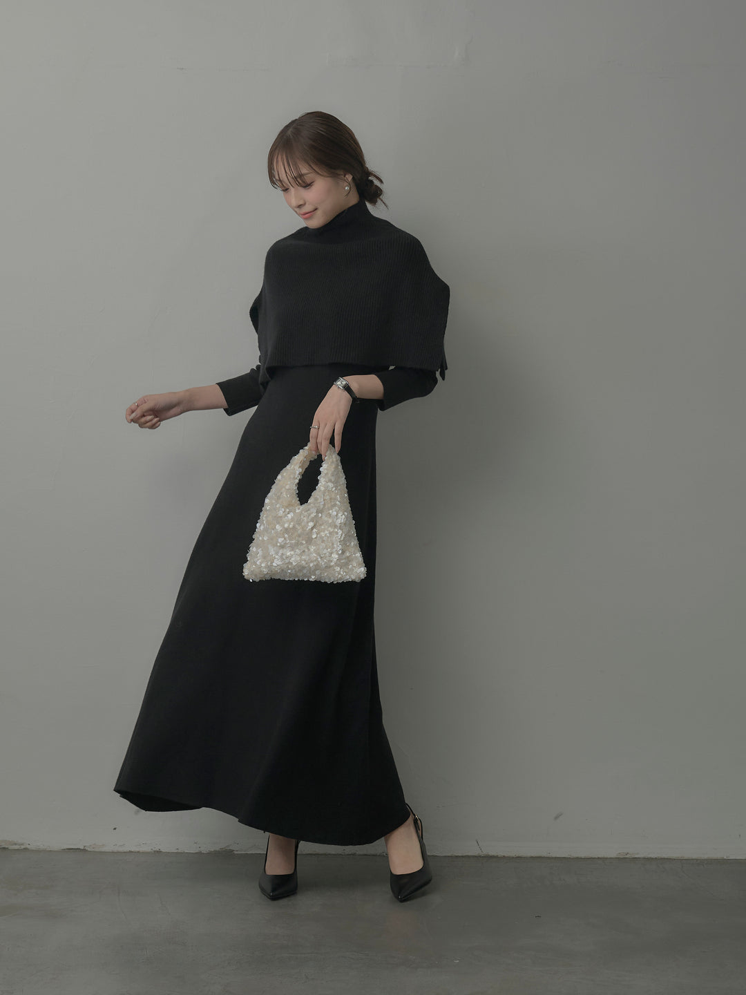 ケープ付きリブニットロングワンピース