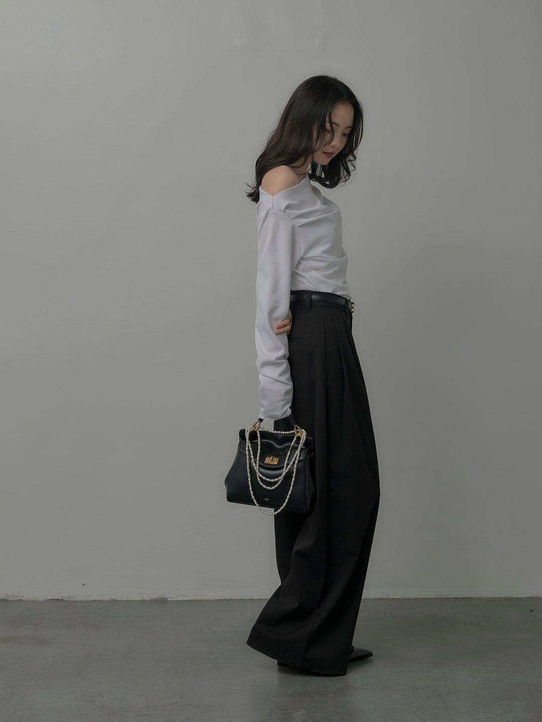 【SET】【Essential】2wayショルダードレープカットトップス+【Essential】３タックスラックス(2set)