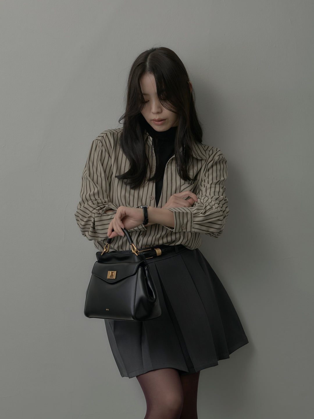 スエードタッチドッキングデザインストライプシャツ