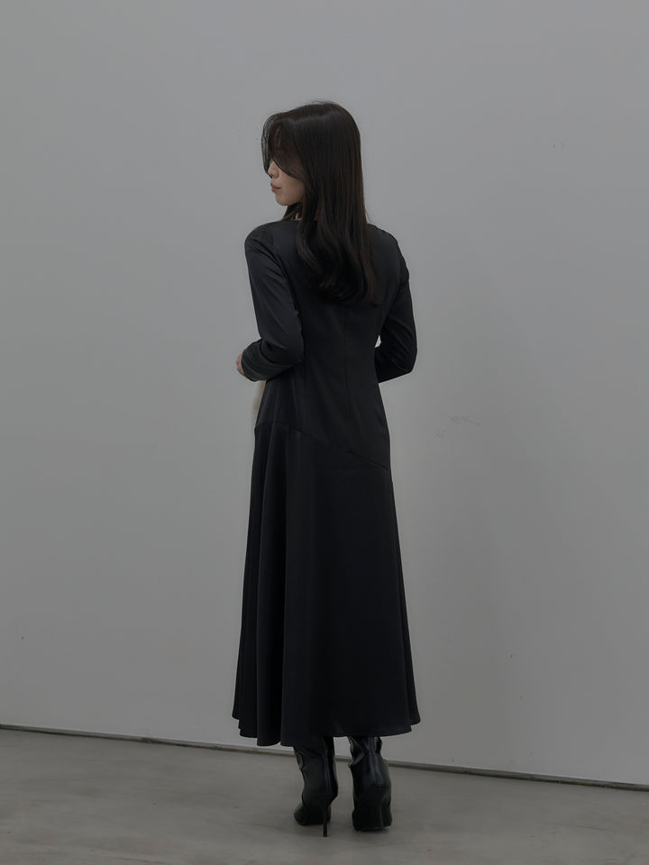 【Essential】ハートネックロングスリーブサテンワンピース