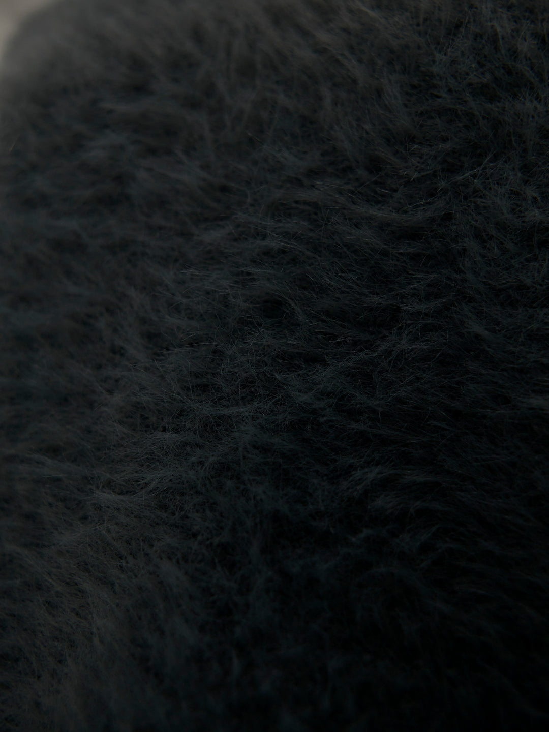 ネックリボンワンショルダーシャギーニット