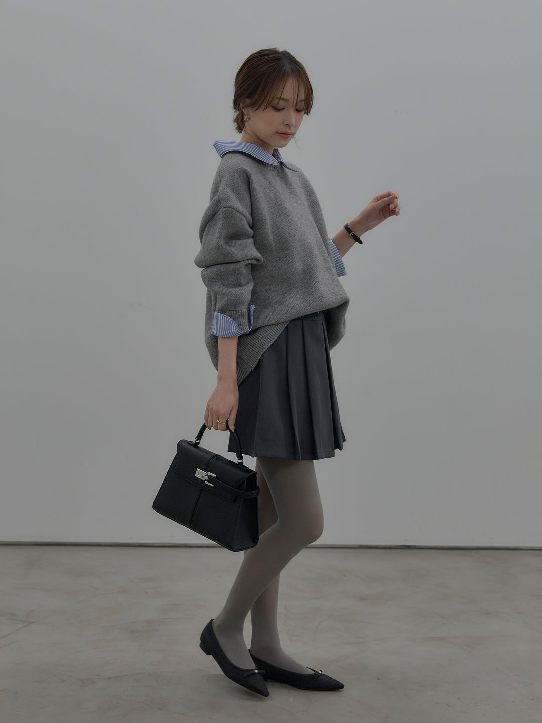 ベルト付きプリーツミニスカート