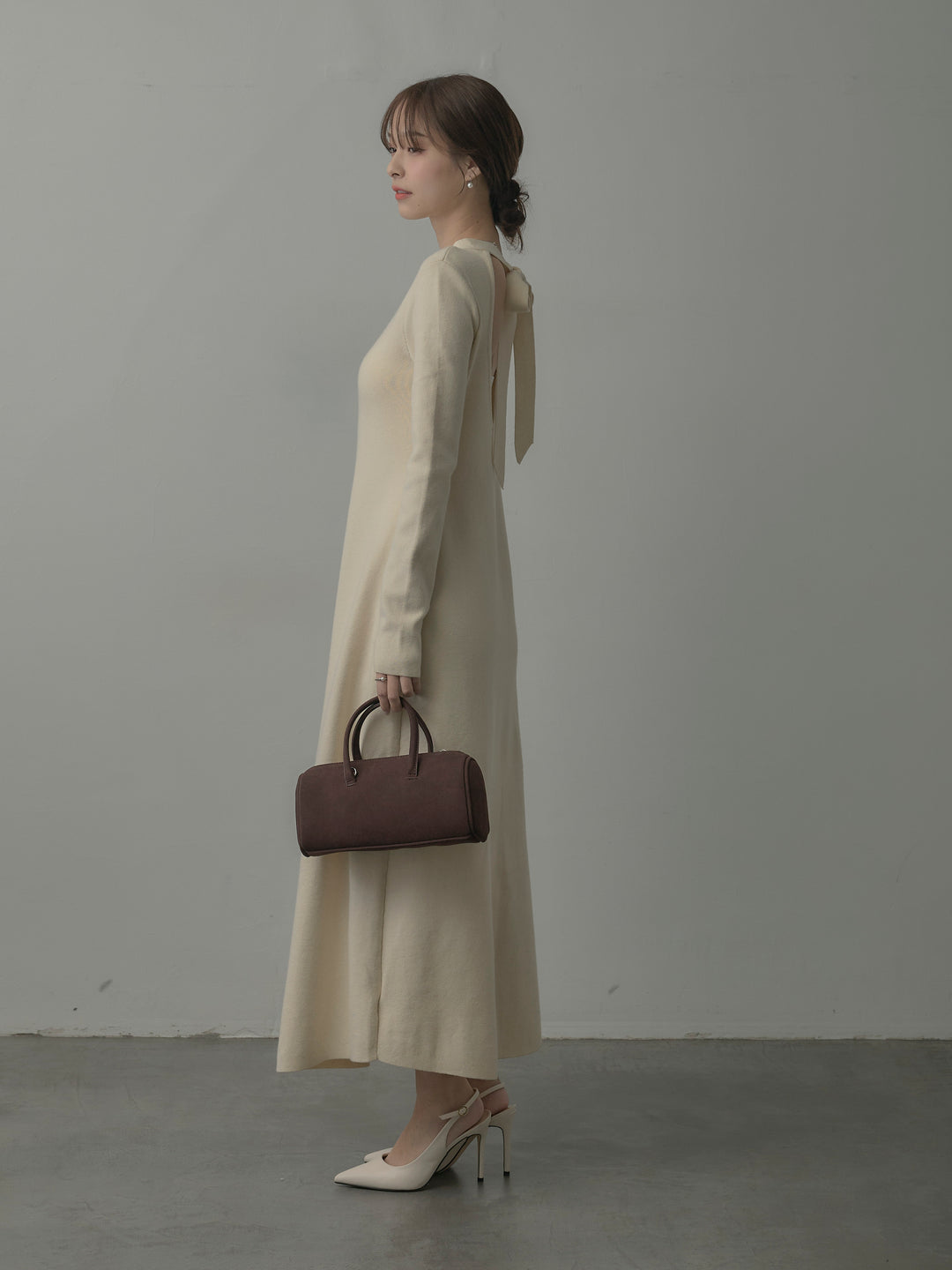 バックリボンニットロングワンピース