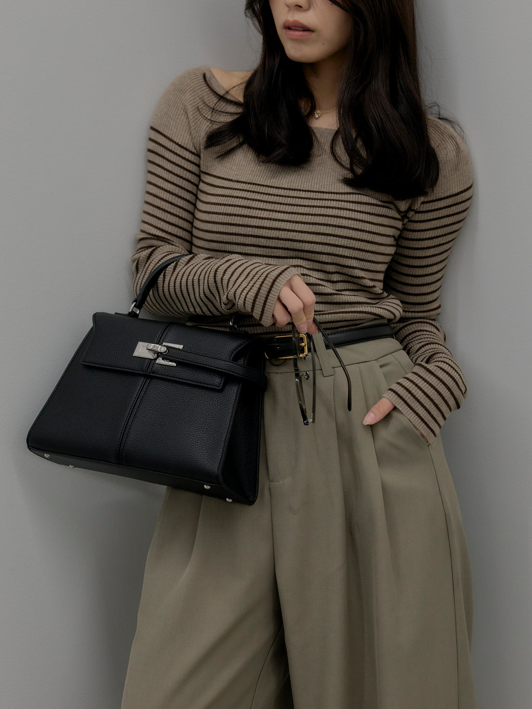 ハーフボーダーニットトップス