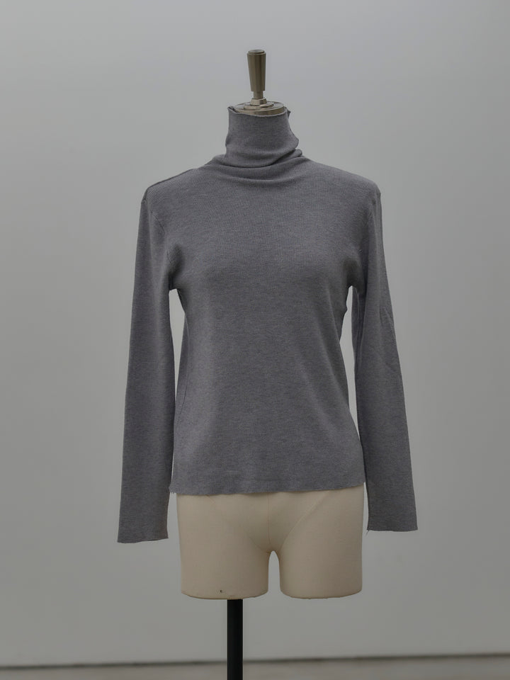 ベーシックリブタートルネック