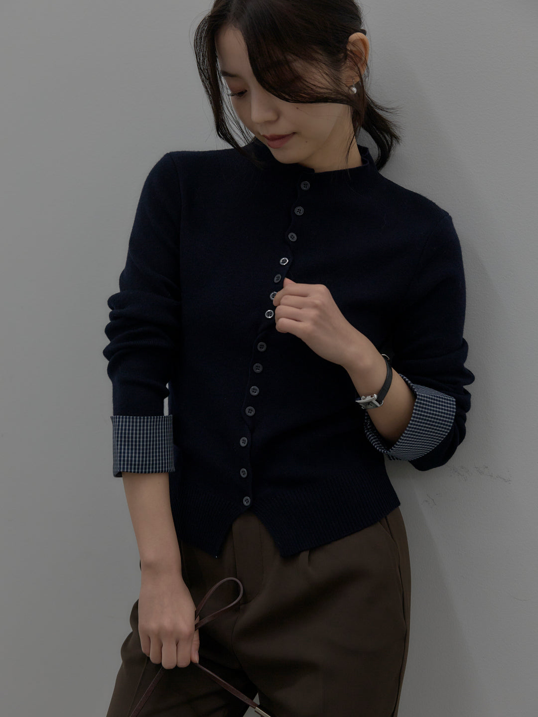 【SET】異素材ドッキングデザインボタンニットトップス+ベーシックテーパードパンツ(2set)