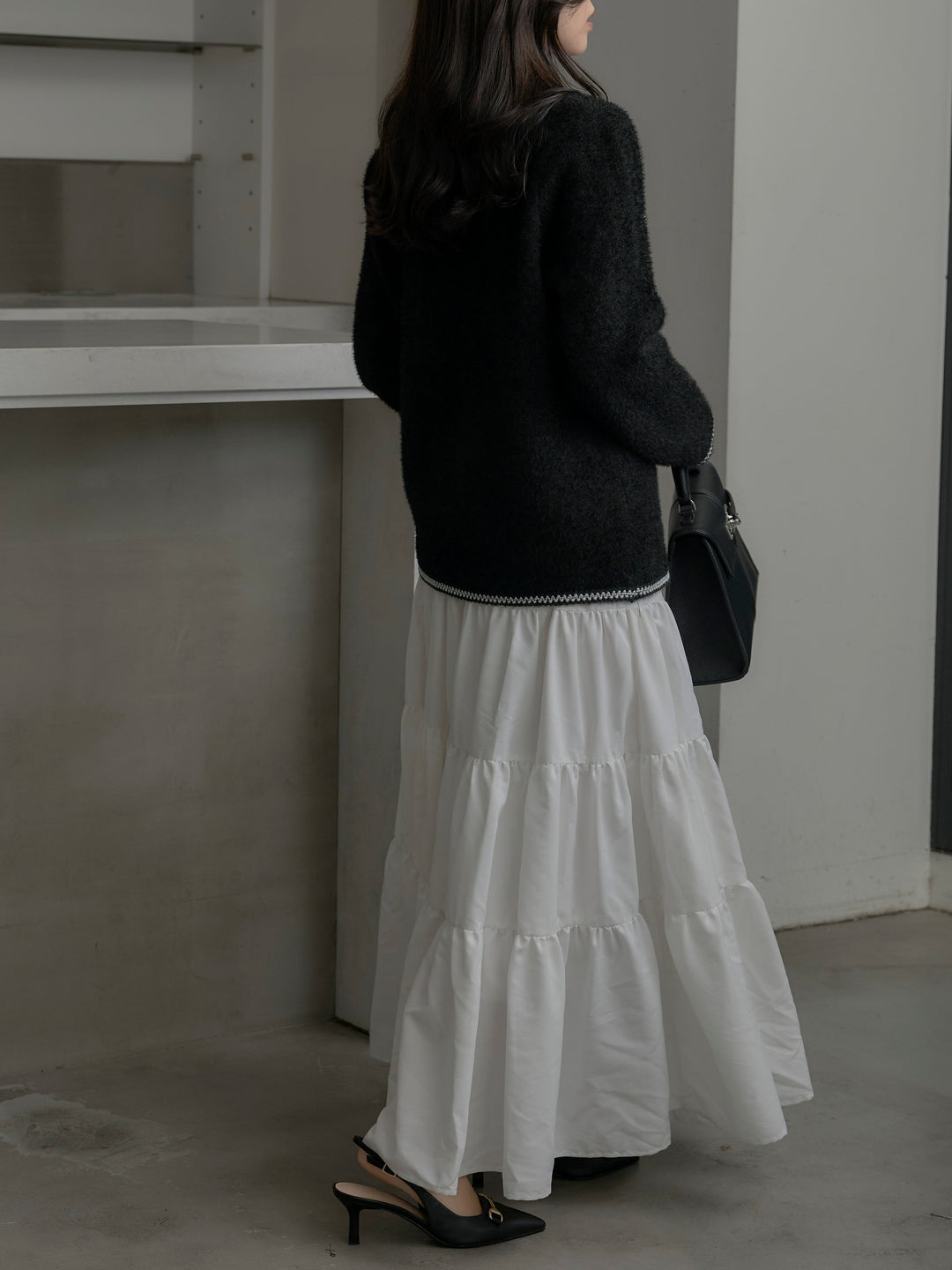 【SET】モヘアタッチパールボタンニットカーディガン+【Essential】ピーチスキンティアードスカート(2set)