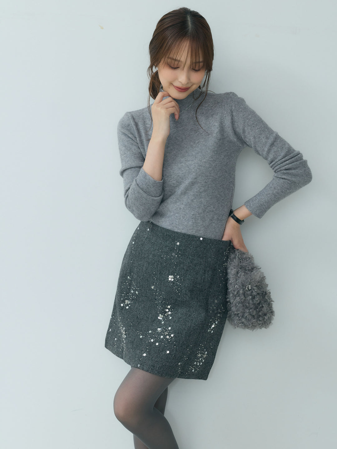 【SET】ラメハイネックニットトップス+ランダムスパンコールグリッターミニスカート(2set)