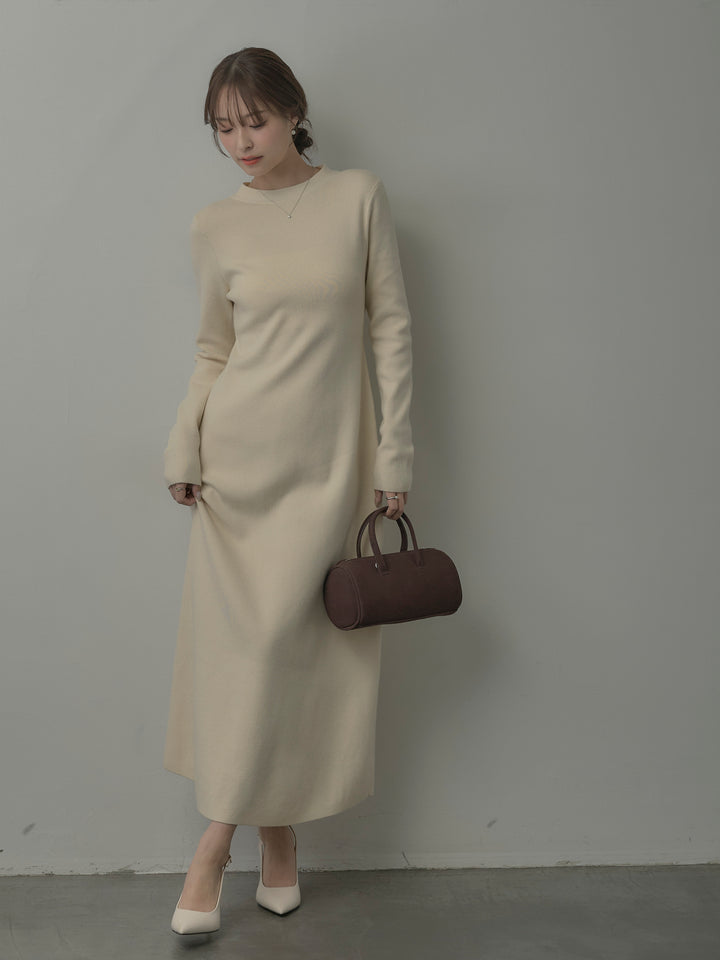 バックリボンニットロングワンピース