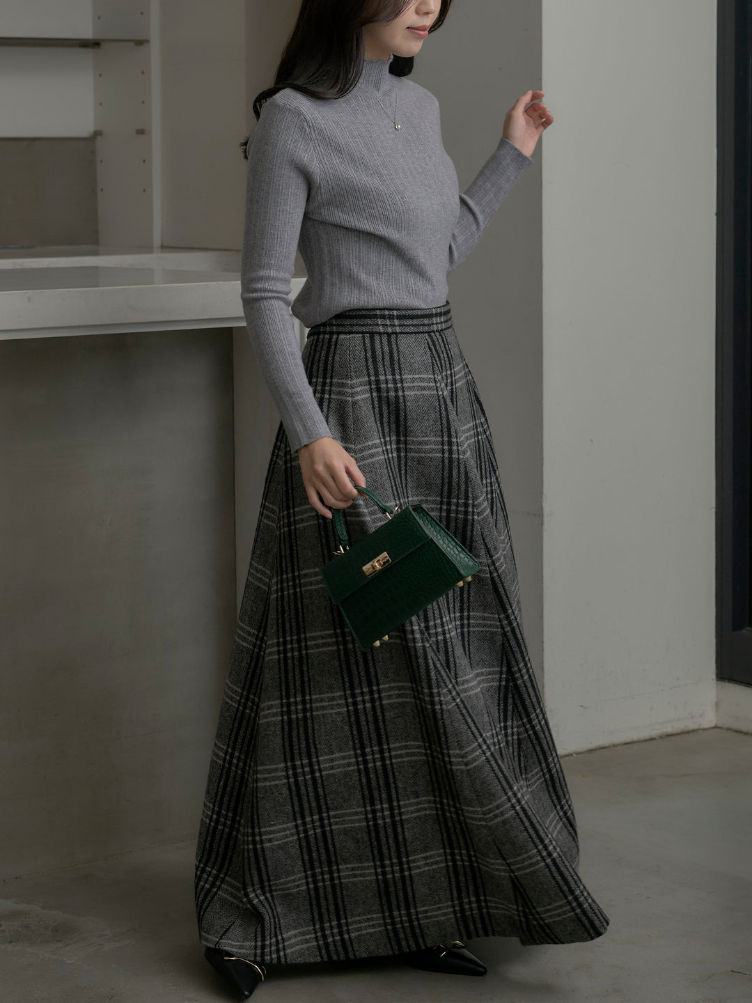 【Essential】クラシカルチェックウールタッチスカート