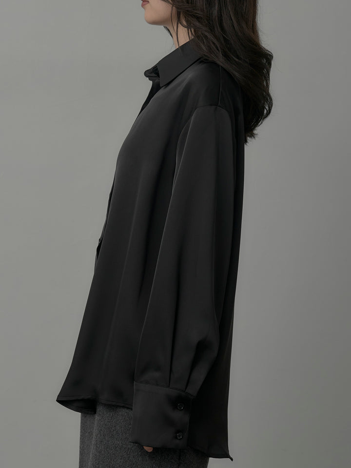 [予約]ケープ付きオーバーサテンシャツ