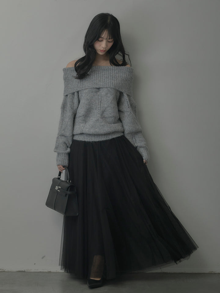 メランジニットオフショルトップス