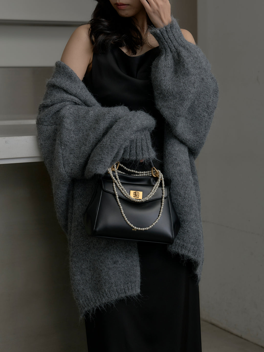 【SET】モヘアライクオーバーニットカーディガン+【Essential】サテンドレープキャミワンピ(2set)