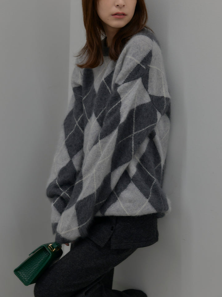 【premium touch】アーガイル柄ニットプルオーバー