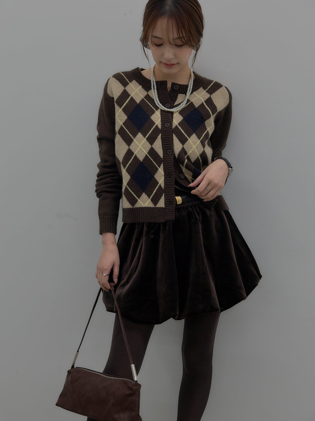 【SET】アーガイル柄コンパクトニットカーディガン+ベロアバルーンミニスカート(インパン付き)(2set)