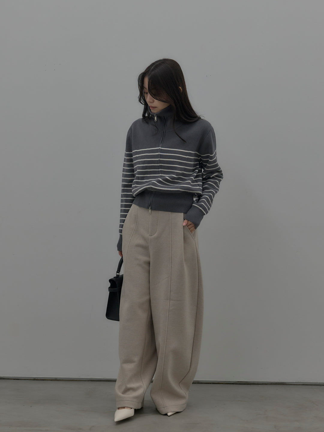 裏起毛センターシームタックワイドパンツ