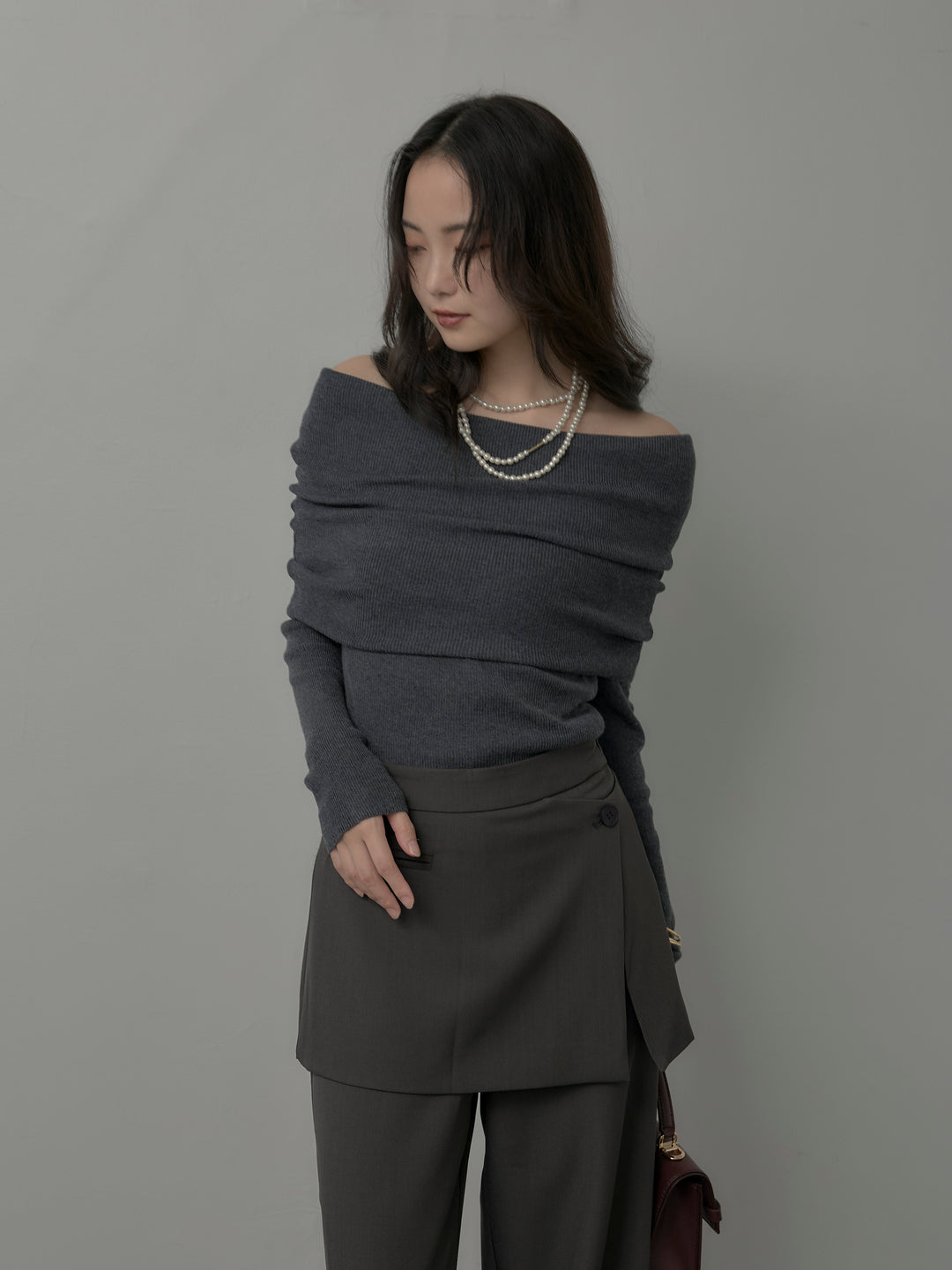 [予約]オフショルリブニットトップス