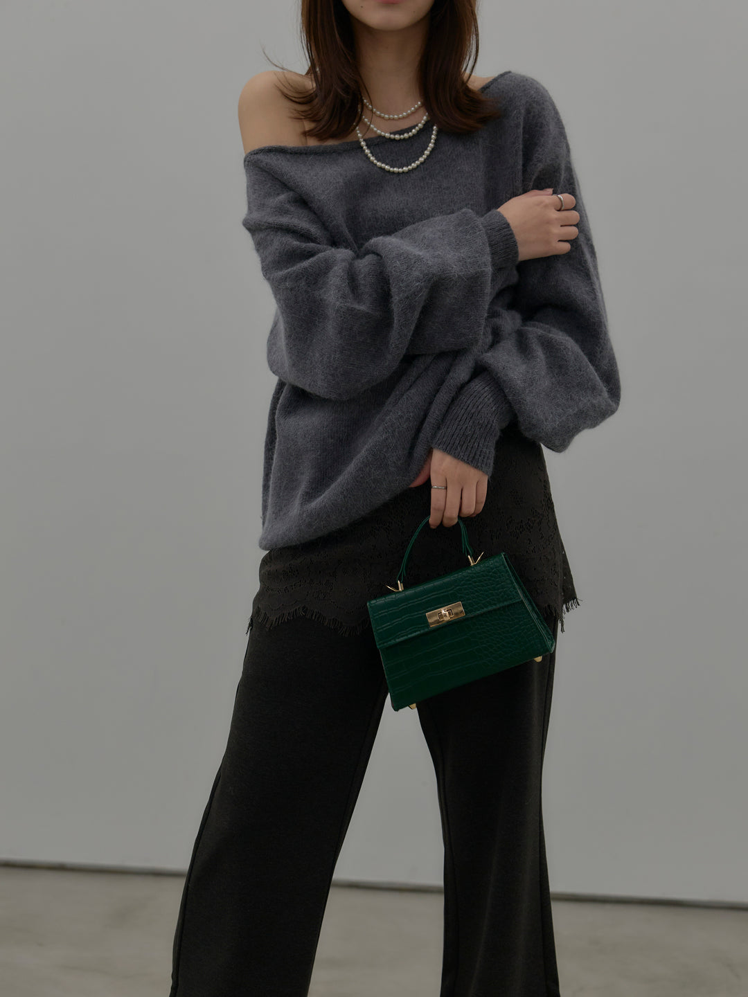 【premium touch】2wayショルダーニットプルオーバー