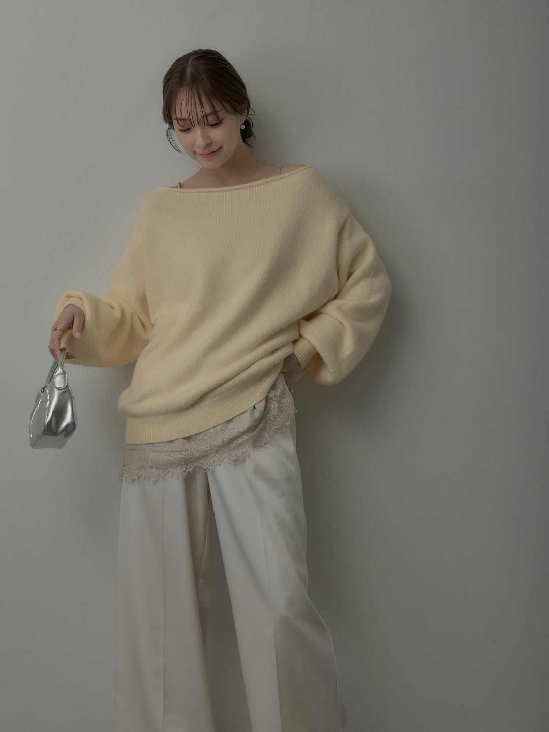 【SET】【premium touch】2wayショルダーニットプルオーバー+レースサテンキャミソール+【Essential】センタープレスサテンパンツ(3set)