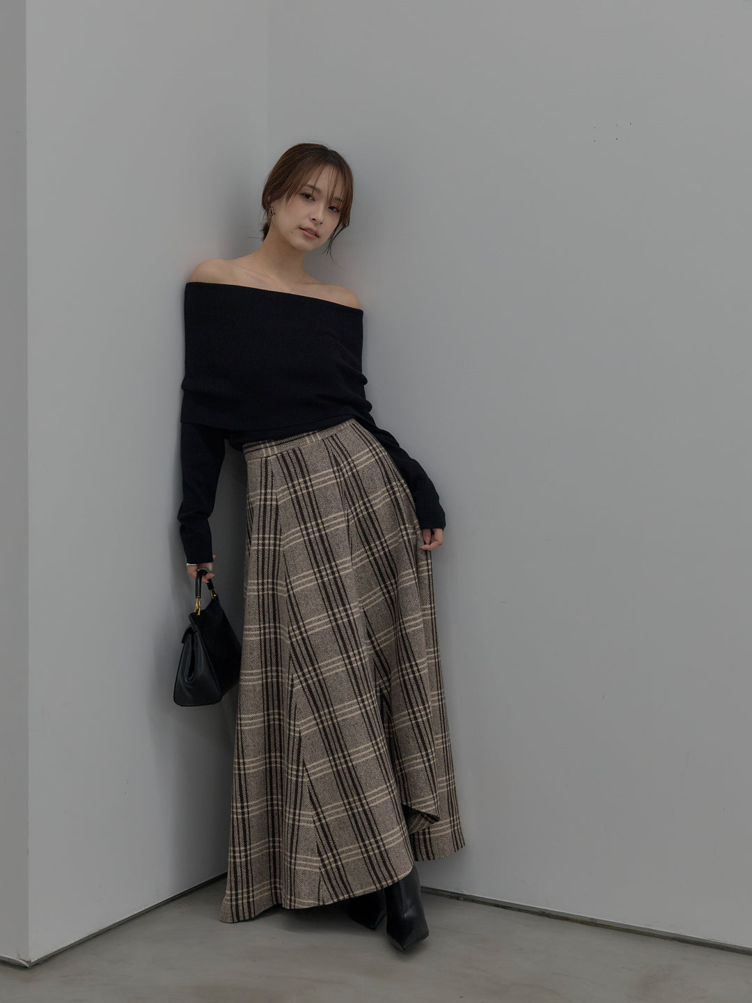 【SET】【premium touch】ソフトリブオフショルニットトップス+【Essential】クラシカルチェックウールタッチスカート(2set)