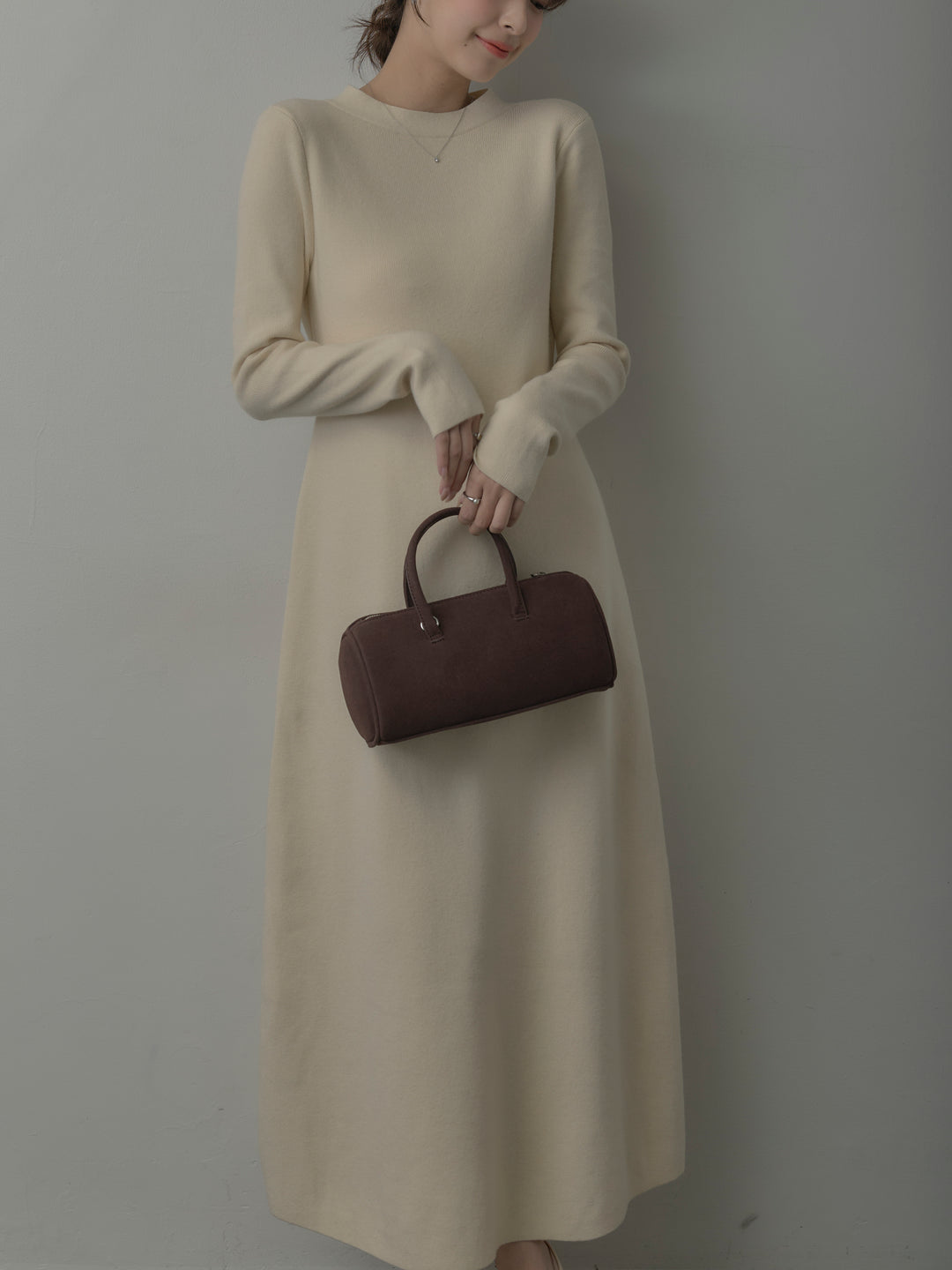 バックリボンニットロングワンピース