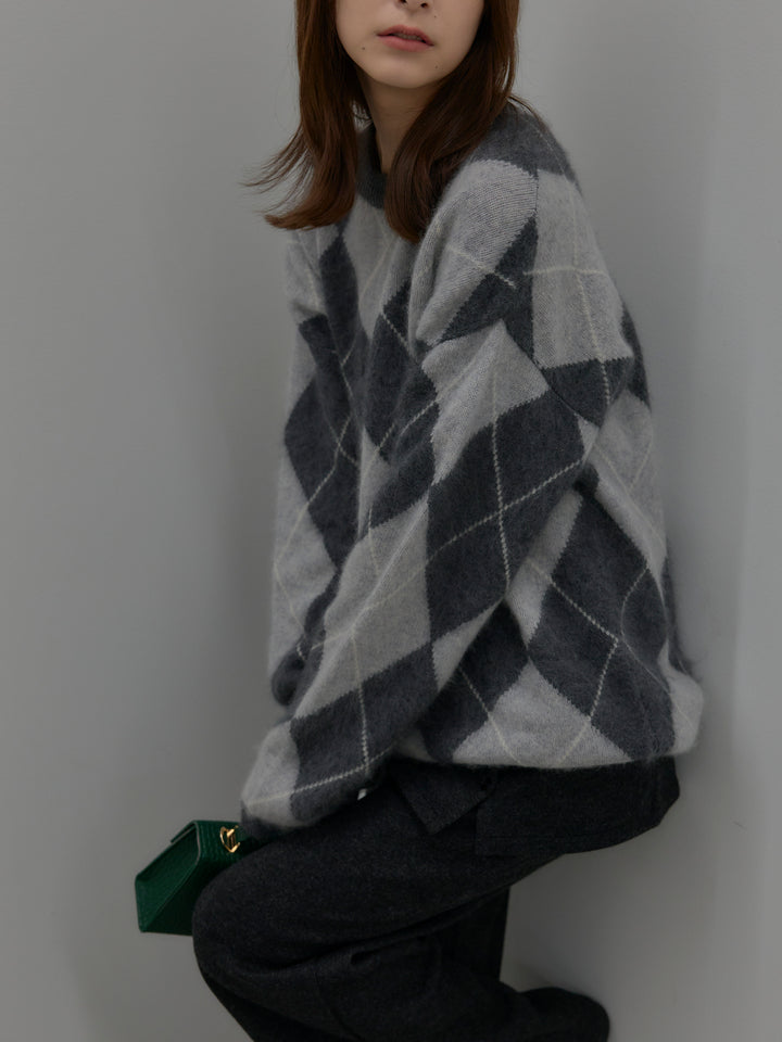 【premium touch】アーガイル柄ニットプルオーバー