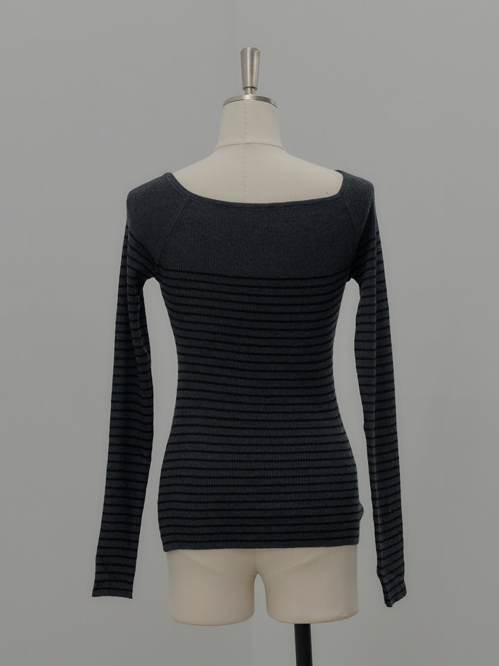 ハーフボーダーニットトップス