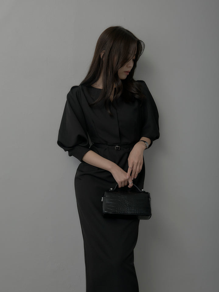 【Essential】裾レースパフスリーブワンピース