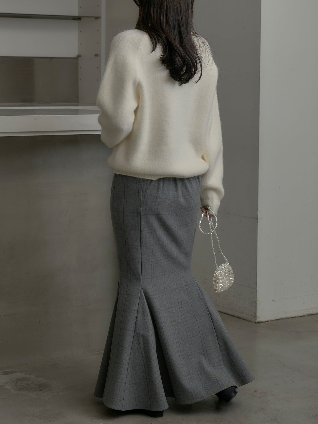 【SET】モヘアタッチVネックニットプルオーバー+【Essential】チェック柄マーメイドスカート(2set)